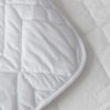 Protector de Cama Impermeable base de polietileno.